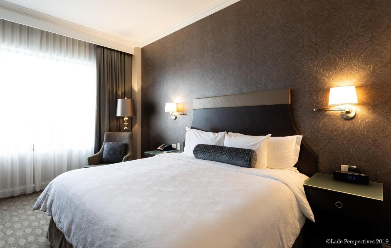 La Banque Hotel Homewood Esterno foto