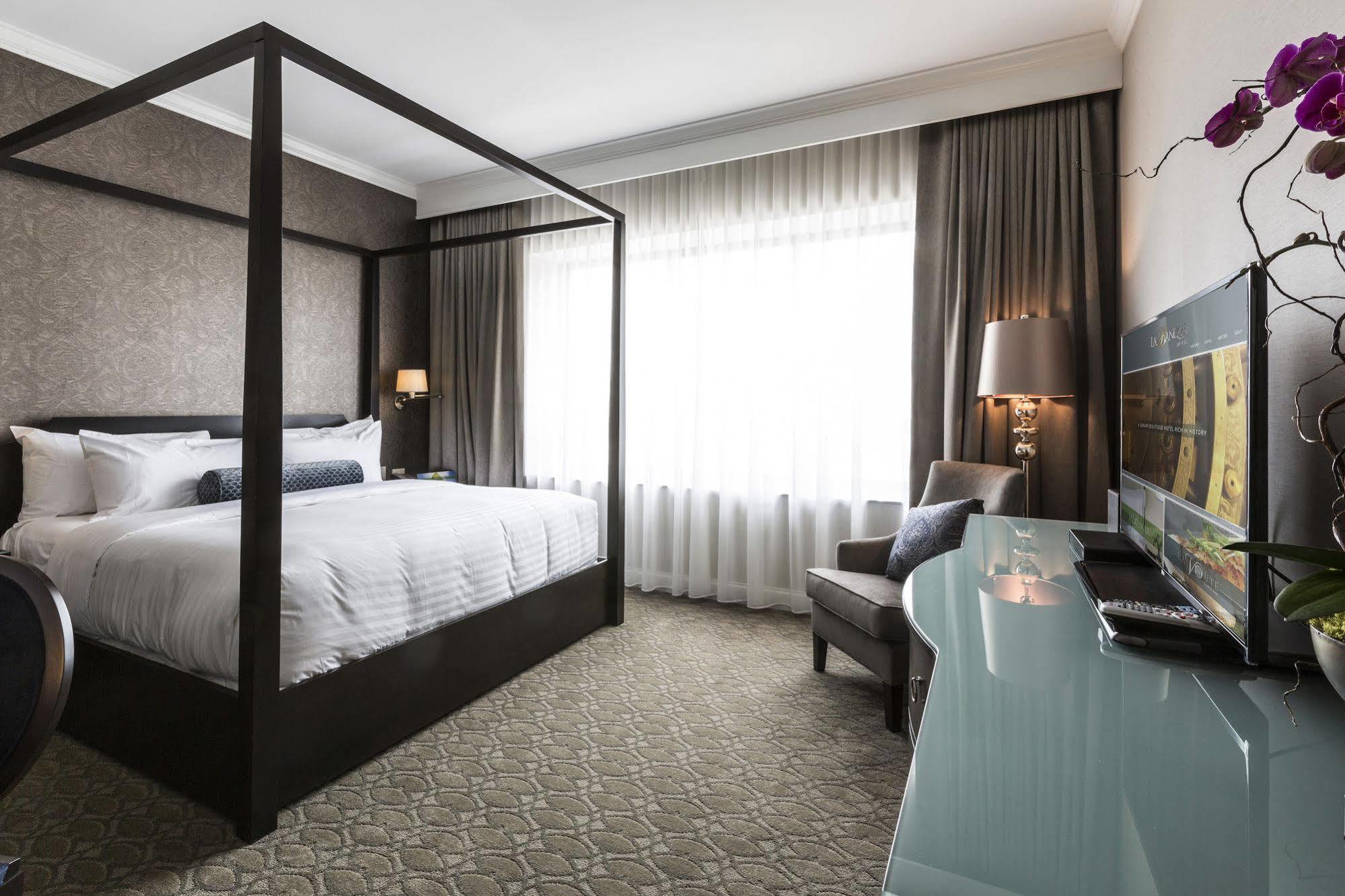La Banque Hotel Homewood Esterno foto